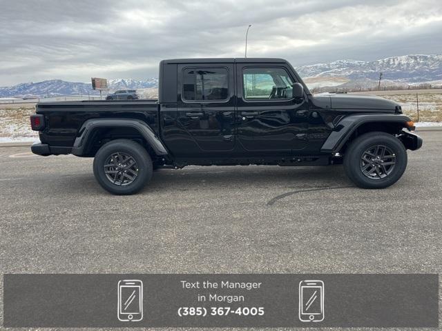 new 2026 Jeep Gladiator car, priced at $43,925