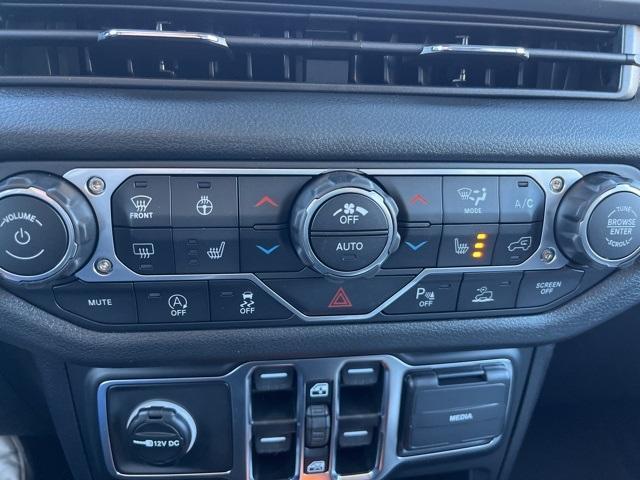 new 2026 Jeep Wrangler car, priced at $45,979