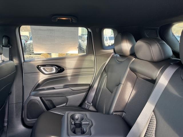 new 2026 Jeep Compass car, priced at $28,100