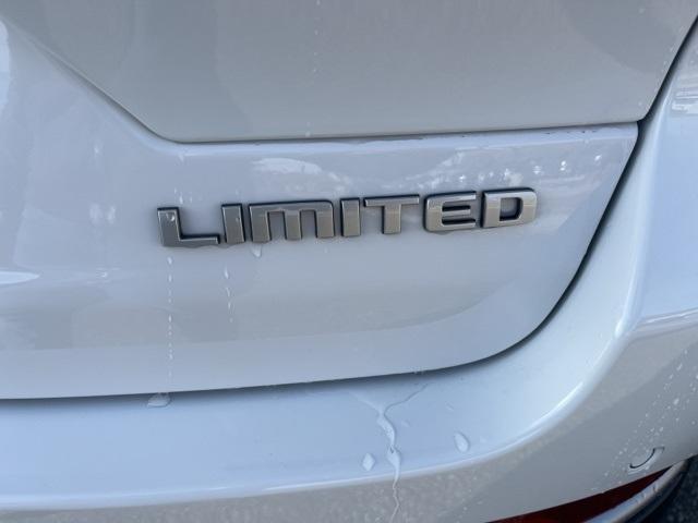 new 2026 Jeep Grand Cherokee car, priced at $44,824