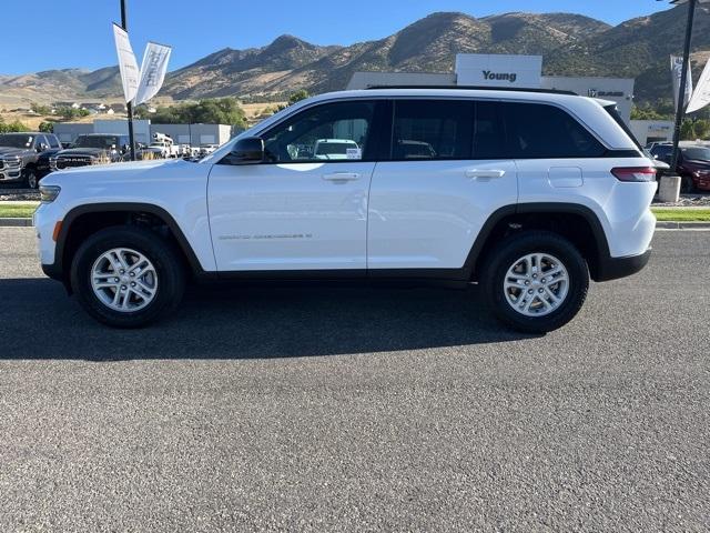 new 2025 Jeep Grand Cherokee car, priced at $34,245