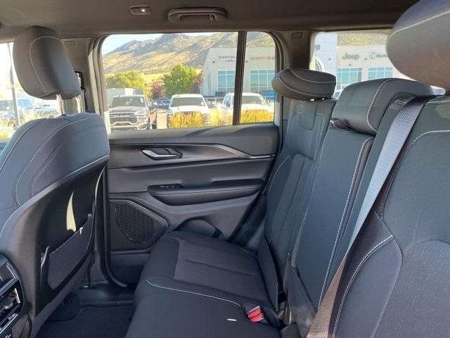 new 2025 Jeep Grand Cherokee car, priced at $34,245