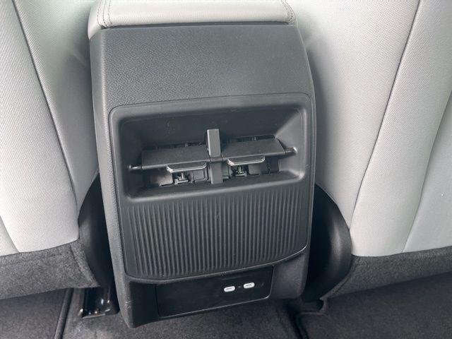 new 2026 Jeep Cherokee car, priced at $38,040