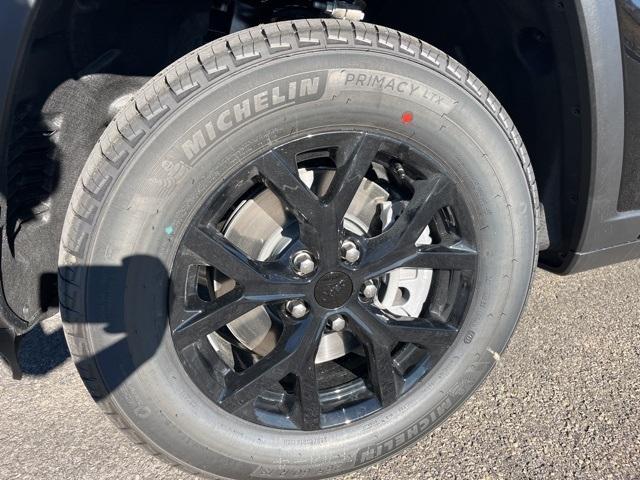 new 2025 Jeep Grand Cherokee L car, priced at $46,325