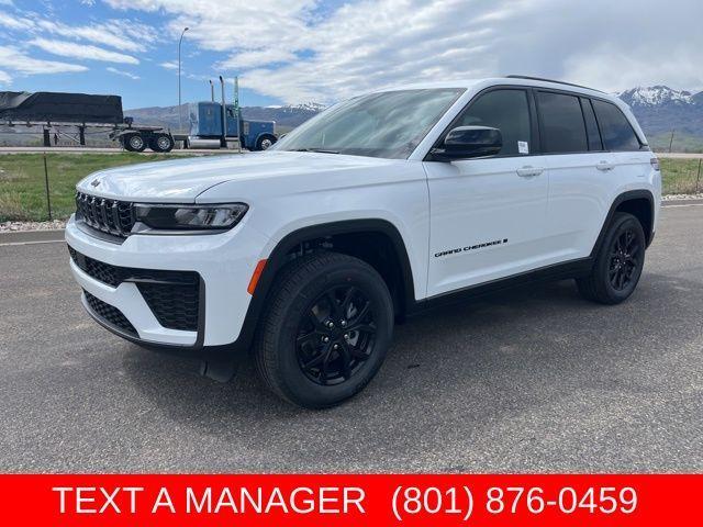 new 2026 Jeep Grand Cherokee car, priced at $44,771
