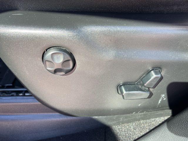 used 2019 Jeep Grand Cherokee car, priced at $17,000