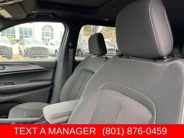 new 2026 Jeep Grand Cherokee L car, priced at $39,613