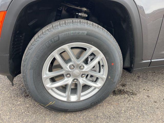 new 2026 Jeep Grand Cherokee L car, priced at $42,165