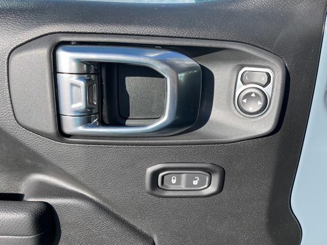 new 2026 Jeep Gladiator car, priced at $46,143