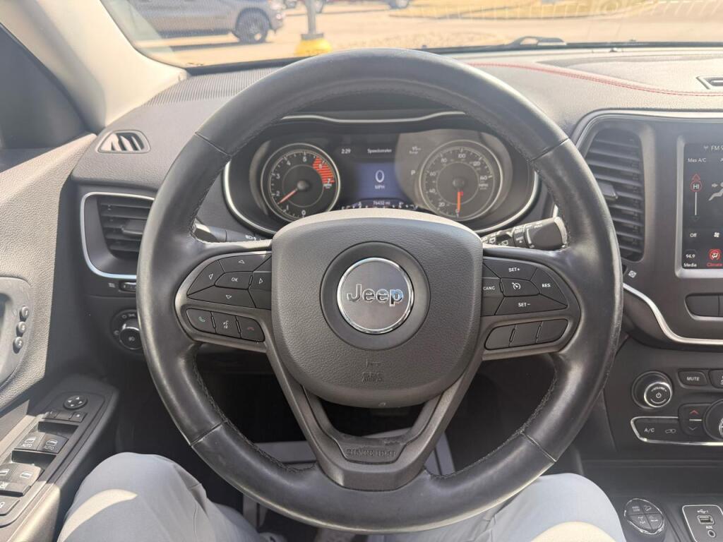used 2020 Jeep Cherokee car, priced at $19,996