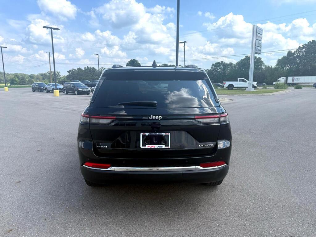 used 2023 Jeep Grand Cherokee car, priced at $27,788