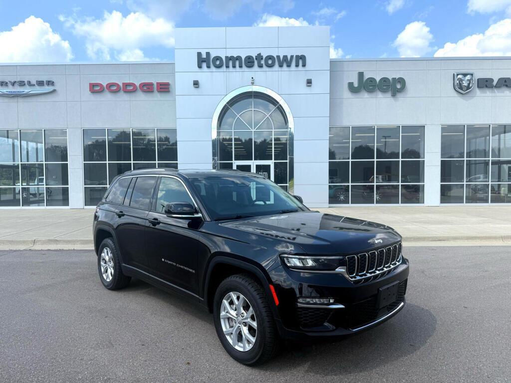 used 2023 Jeep Grand Cherokee car, priced at $27,788
