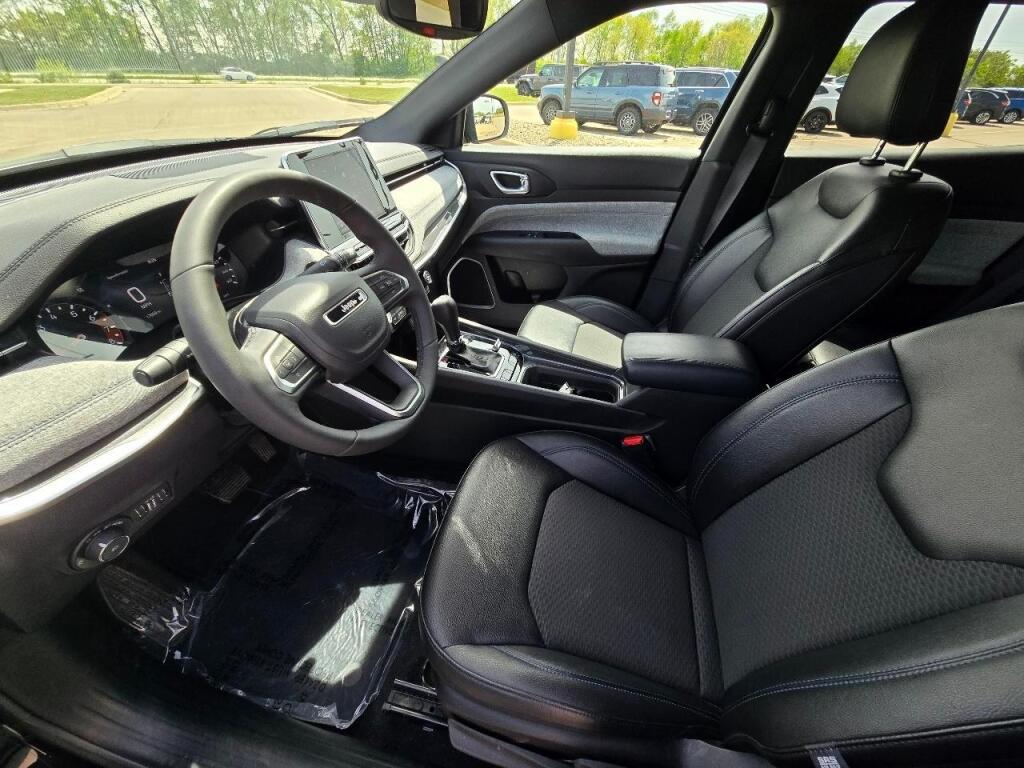 used 2025 Jeep Compass car, priced at $27,295