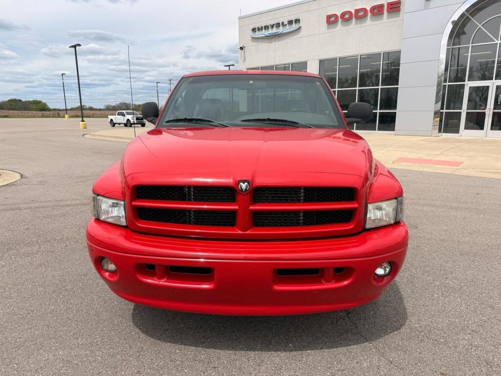 used 2001 Dodge Ram 1500 car, priced at $4,995