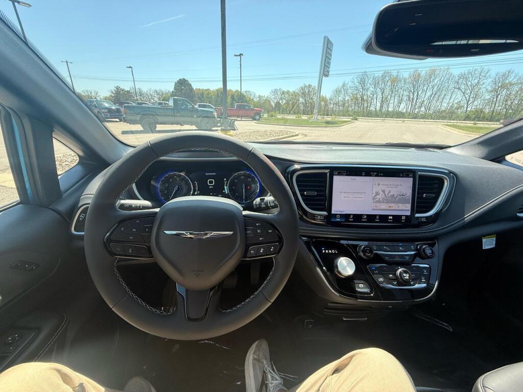 new 2026 Chrysler Pacifica car, priced at $44,497