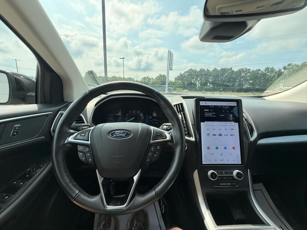 used 2024 Ford Edge car, priced at $24,770