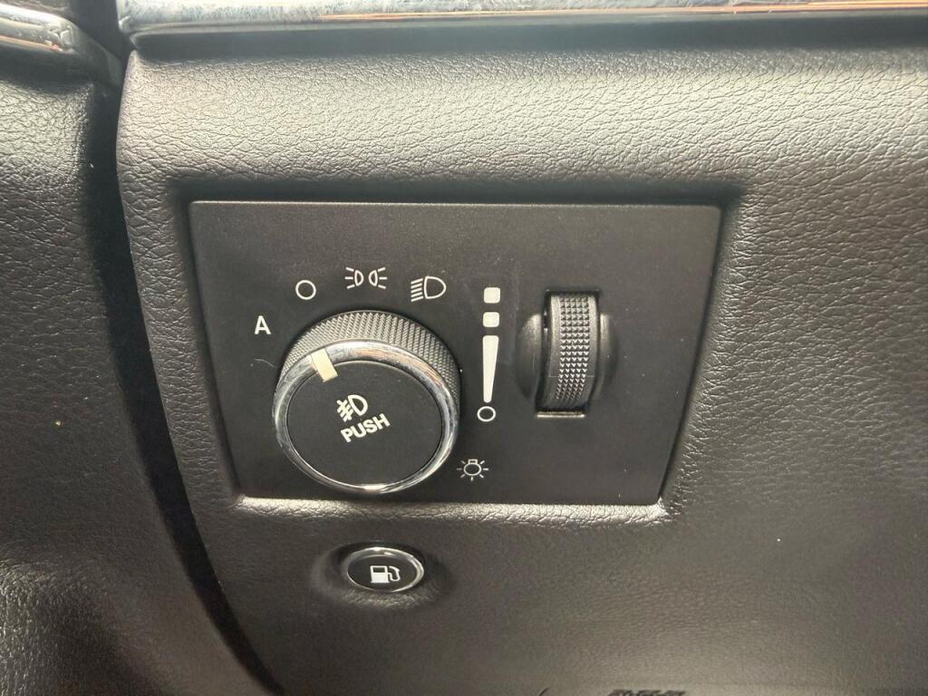 used 2014 Jeep Grand Cherokee car, priced at $15,995