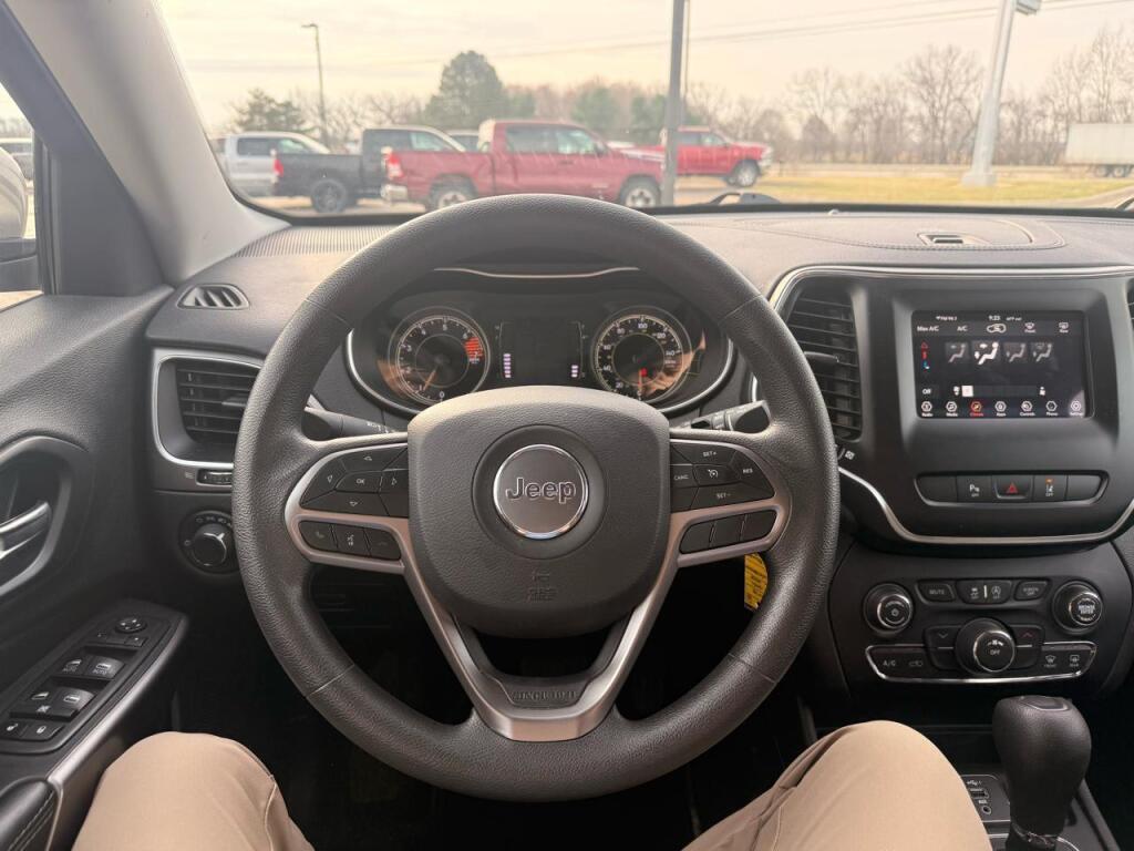 used 2021 Jeep Cherokee car, priced at $14,995