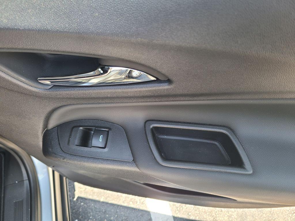 used 2024 Chevrolet Equinox car, priced at $19,401