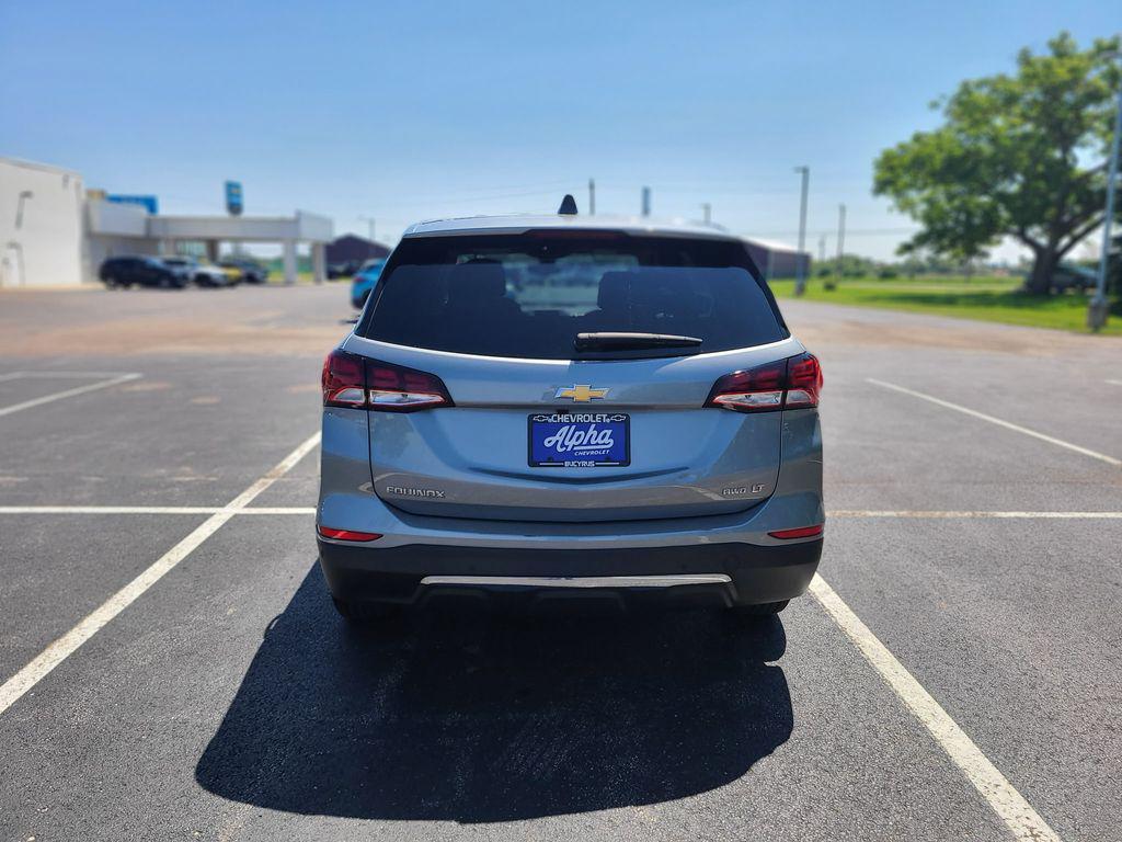 used 2024 Chevrolet Equinox car, priced at $19,401