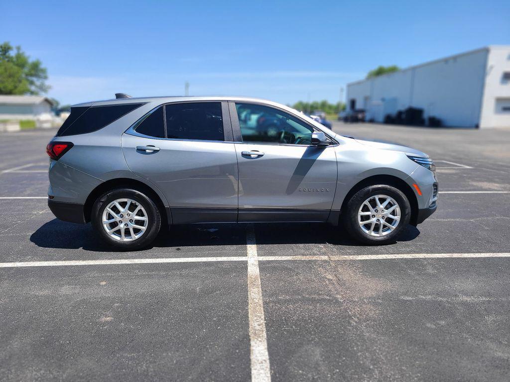 used 2024 Chevrolet Equinox car, priced at $19,401