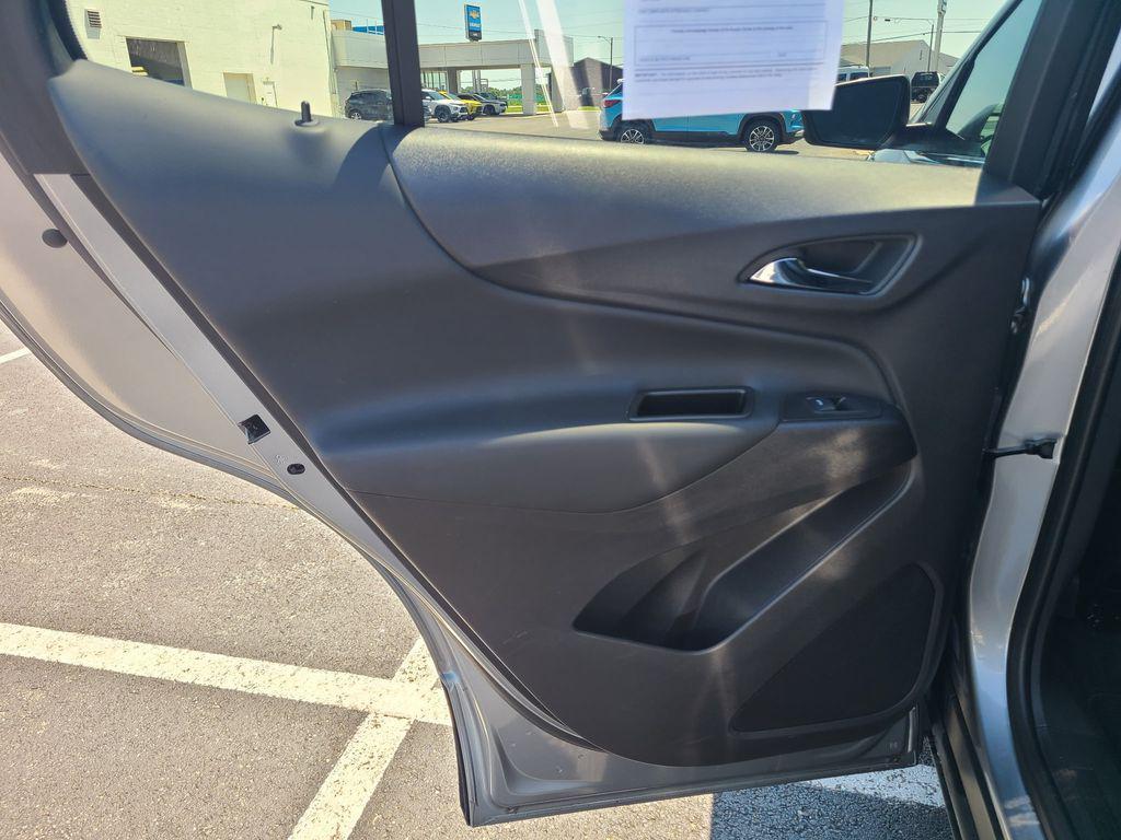 used 2024 Chevrolet Equinox car, priced at $19,401