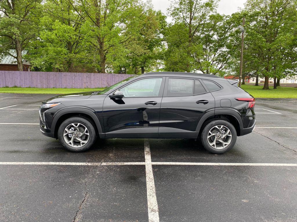 new 2026 Chevrolet Trax car, priced at $25,630