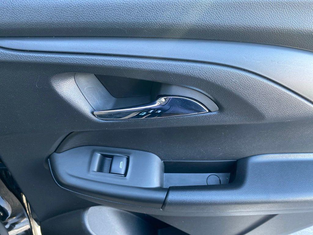 used 2025 Chevrolet TrailBlazer car, priced at $22,383