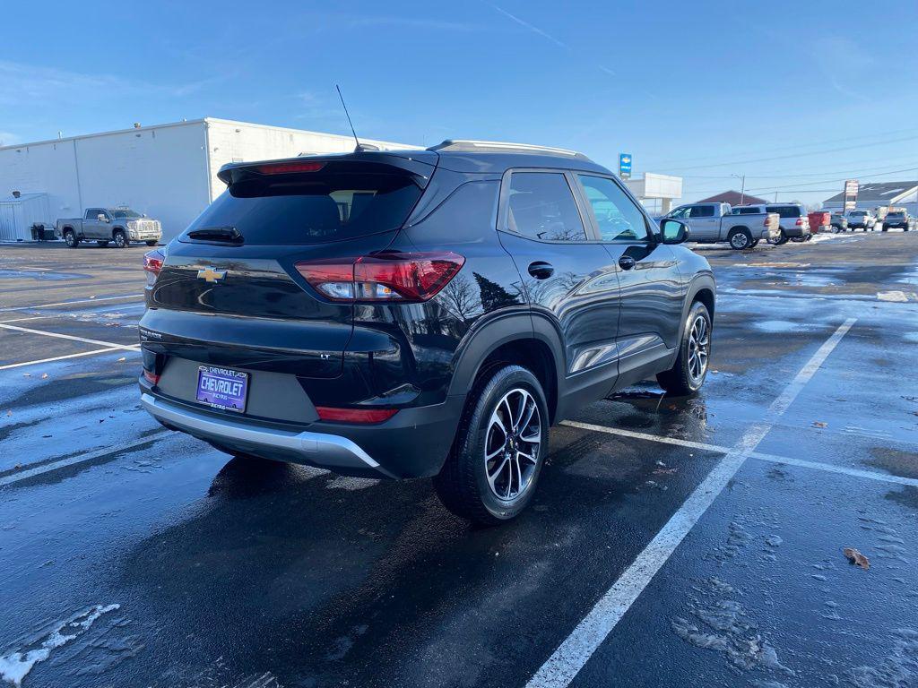 used 2025 Chevrolet TrailBlazer car, priced at $22,383