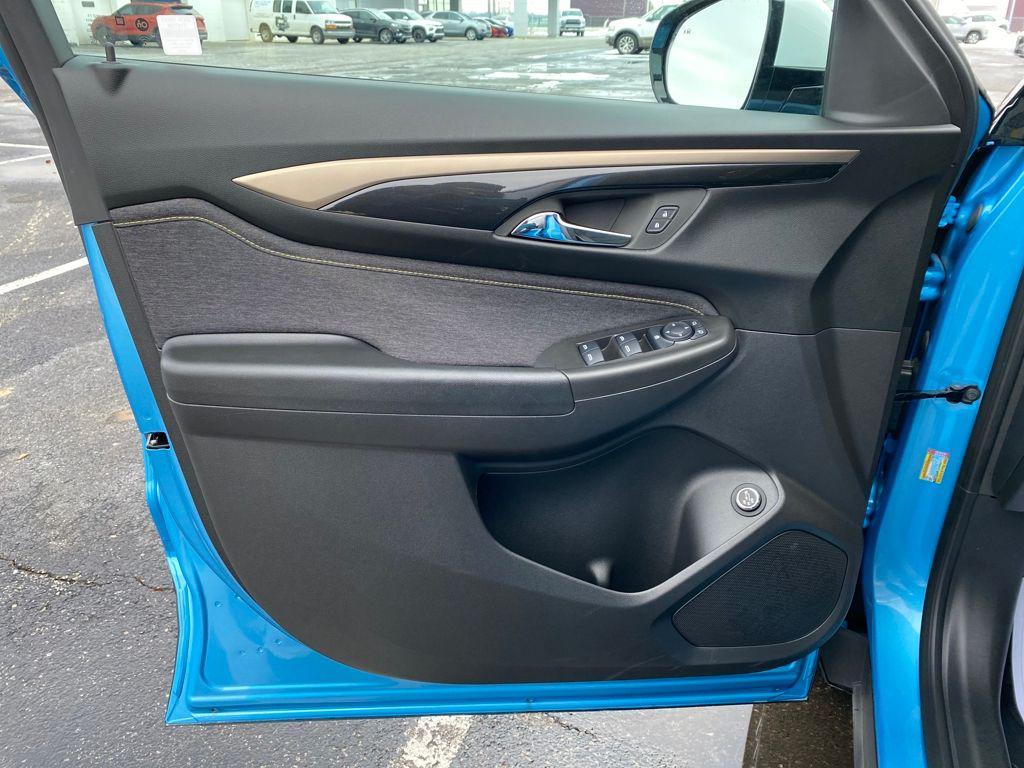 new 2025 Chevrolet TrailBlazer car, priced at $32,600