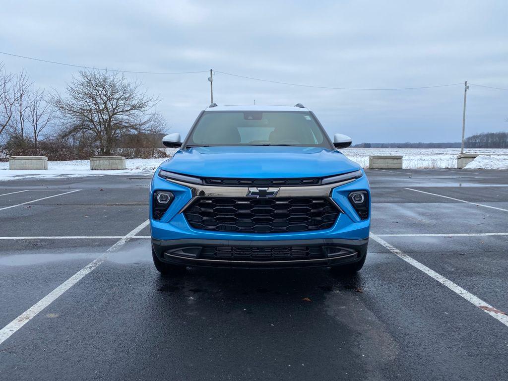 new 2025 Chevrolet TrailBlazer car, priced at $32,600