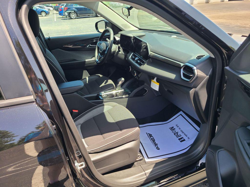 new 2026 Chevrolet TrailBlazer car, priced at $30,578
