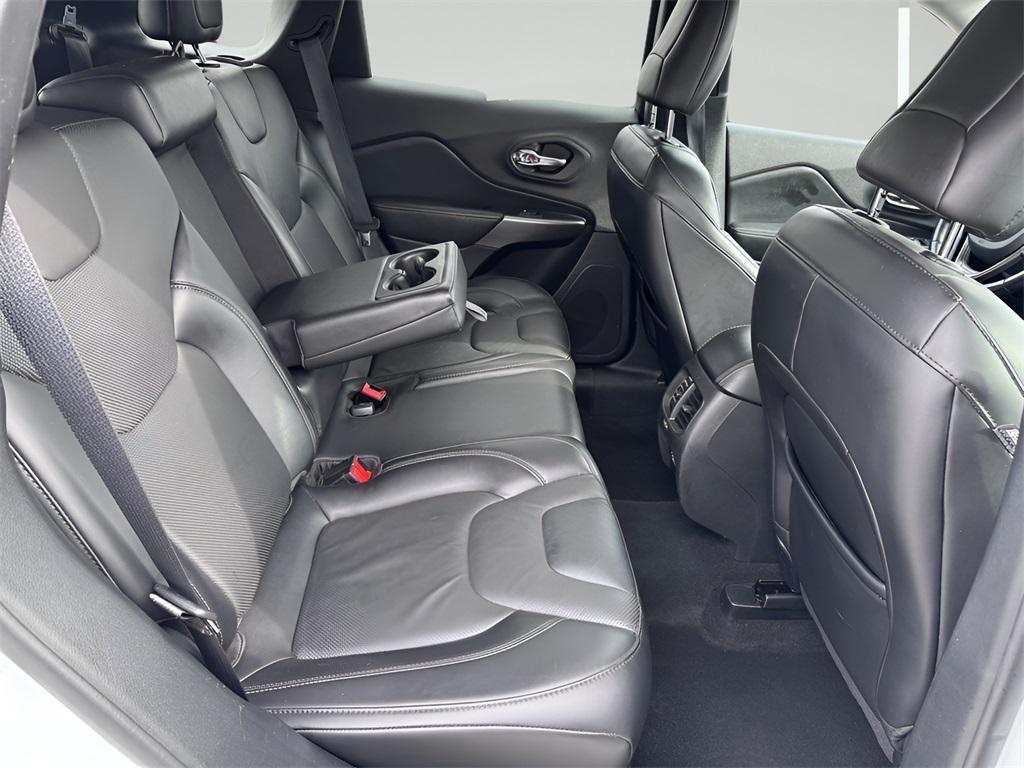 used 2021 Jeep Cherokee car, priced at $17,998