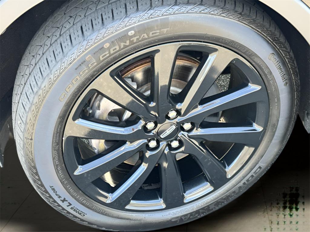 used 2022 Lincoln Nautilus car, priced at $32,215