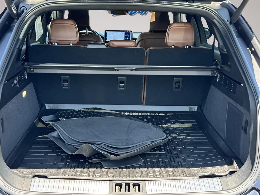 used 2022 Lincoln Nautilus car, priced at $32,215