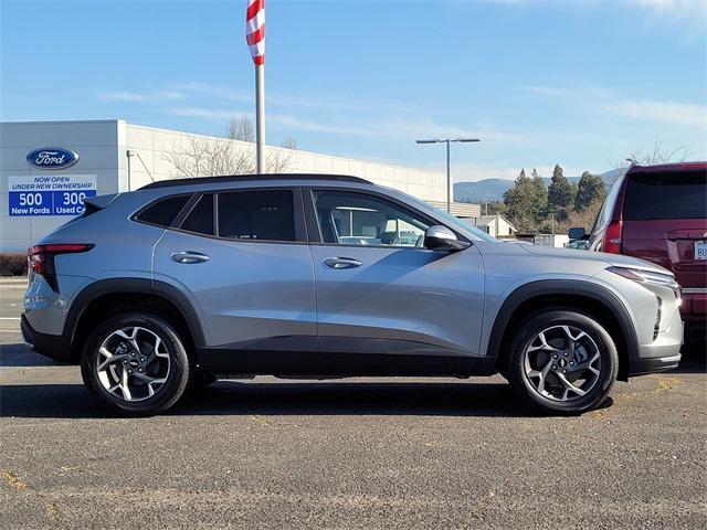 new 2026 Chevrolet Trax car, priced at $25,470