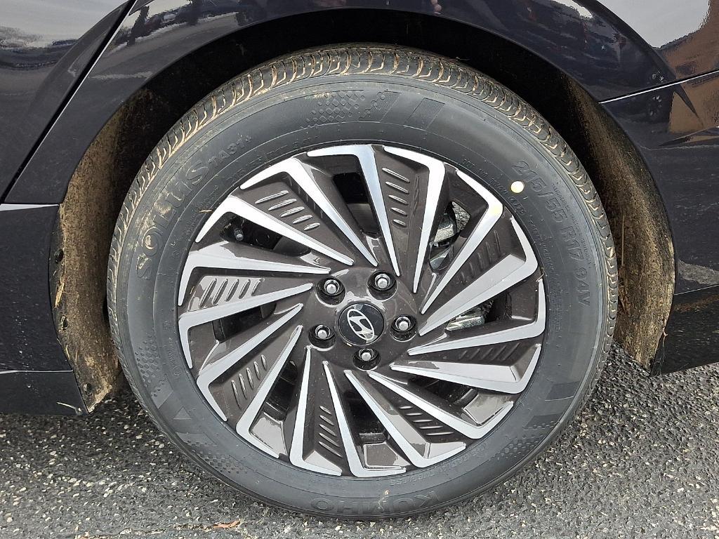 new 2026 Hyundai Sonata Hybrid car, priced at $39,330