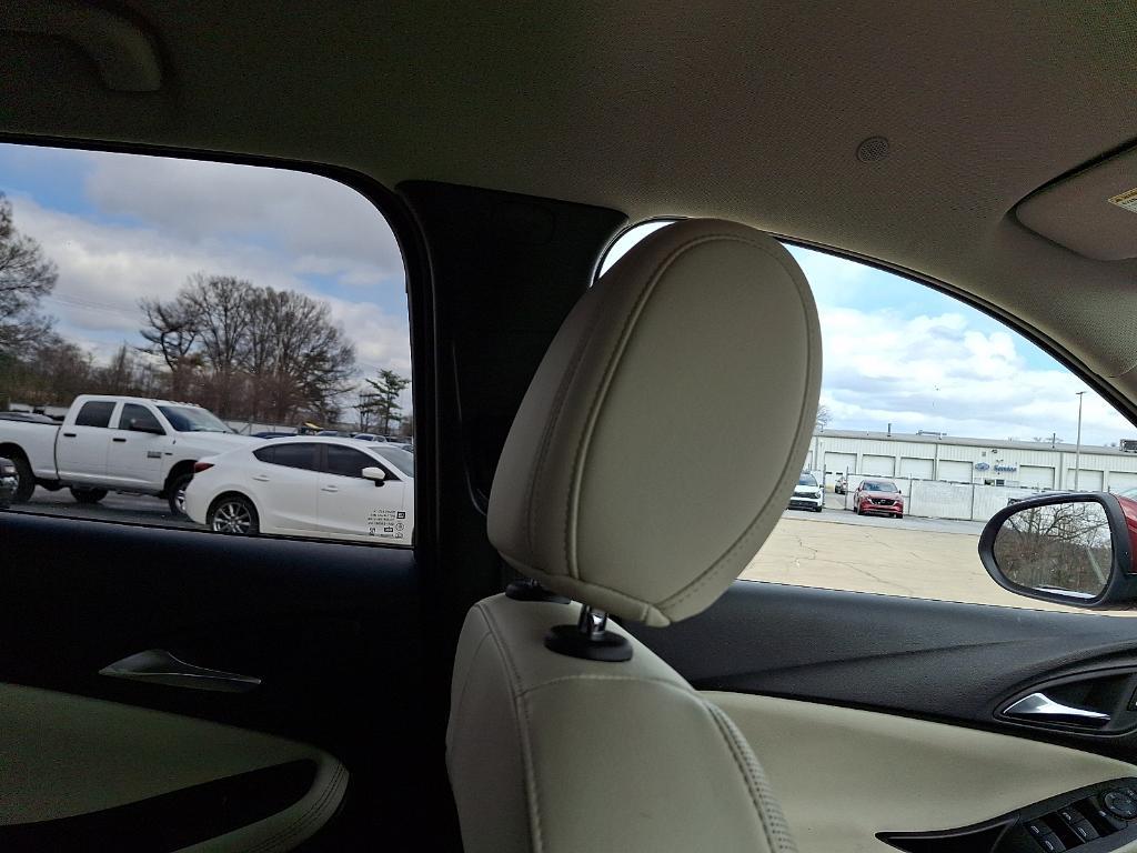 used 2024 Buick Encore GX car, priced at $25,690