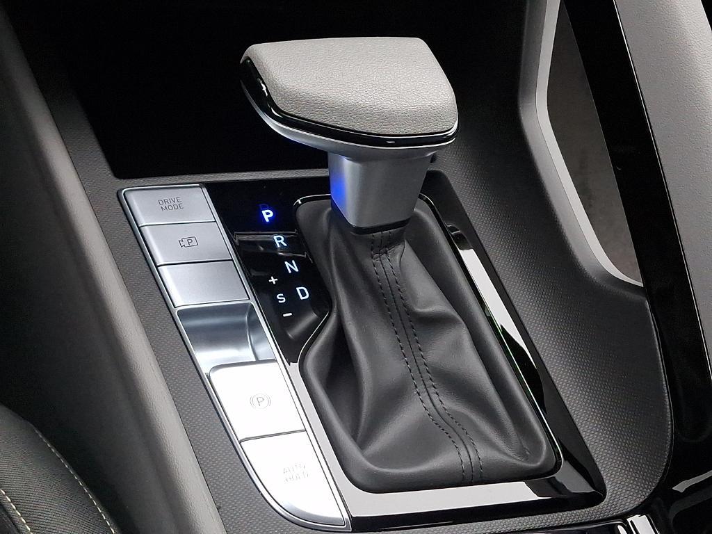 new 2026 Hyundai ELANTRA HEV car, priced at $26,532