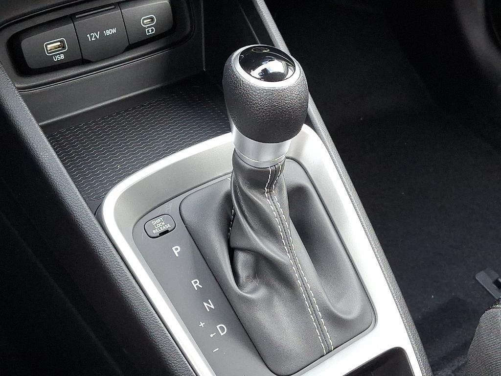 new 2026 Hyundai Venue car, priced at $22,386