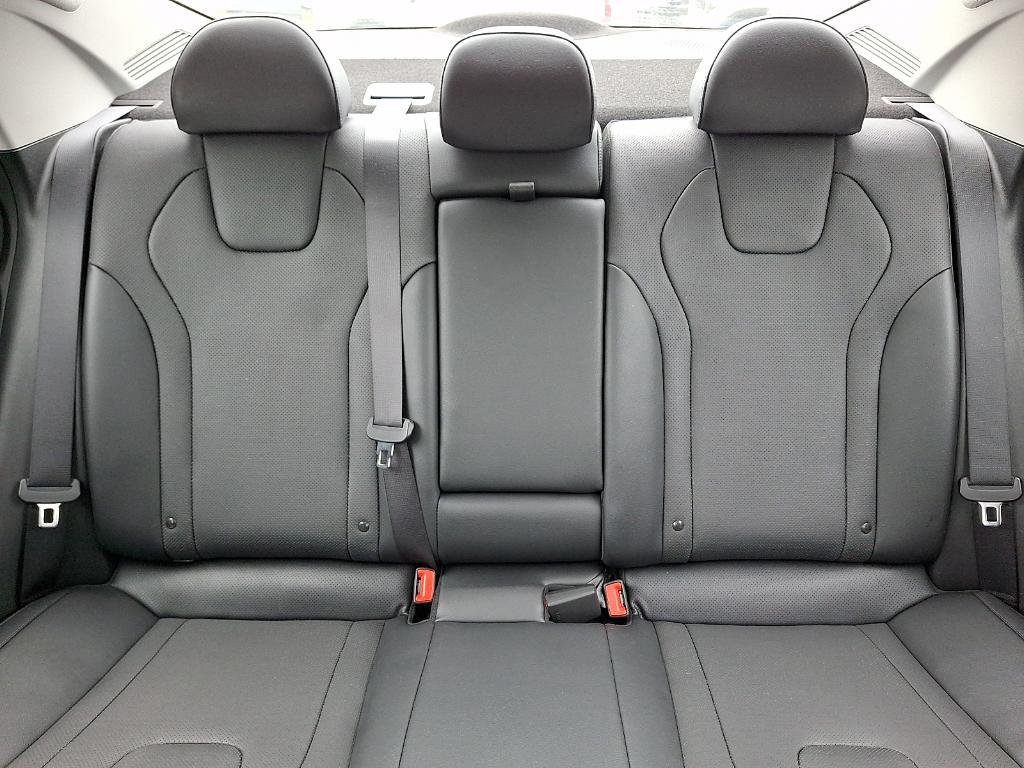 used 2021 Hyundai ELANTRA HEV car, priced at $24,088
