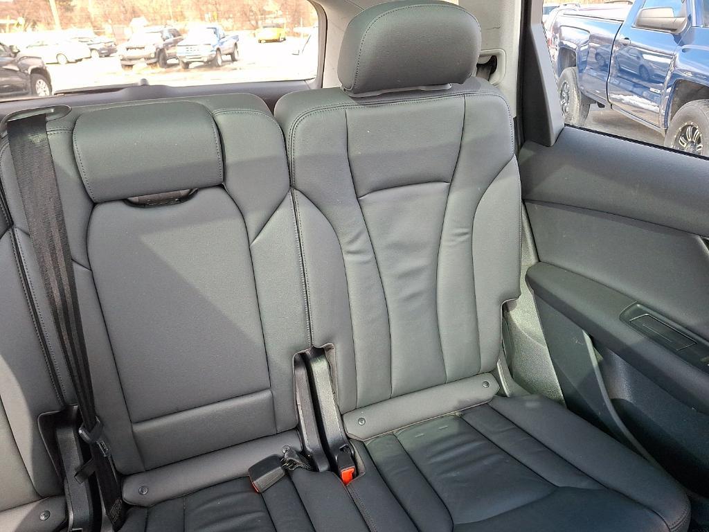 used 2022 Audi Q7 car, priced at $29,490