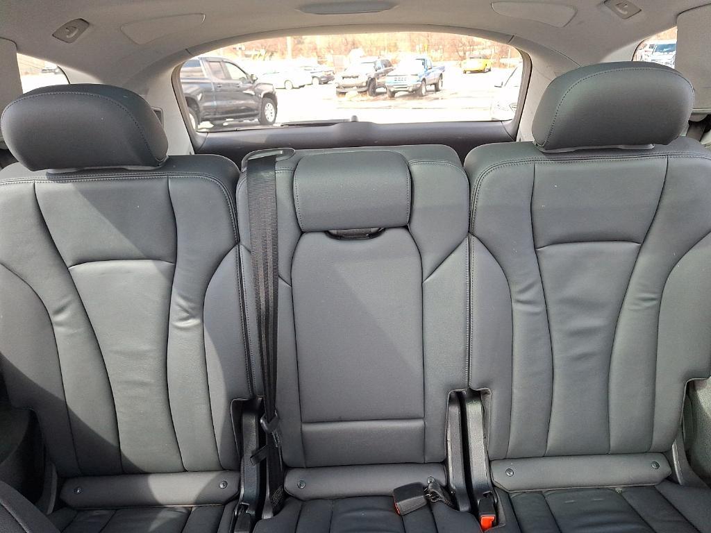 used 2022 Audi Q7 car, priced at $29,490