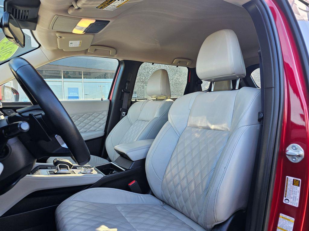 used 2024 Mitsubishi Outlander PHEV car, priced at $29,999