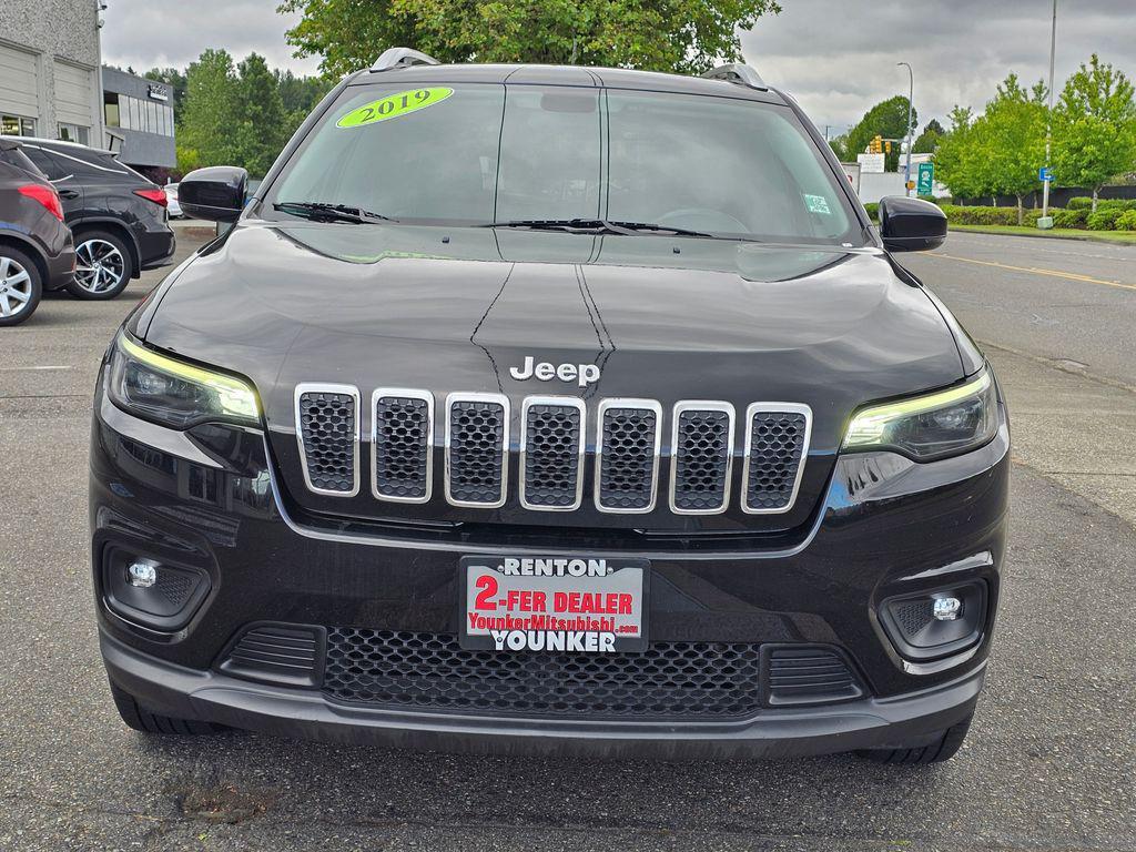 used 2019 Jeep Cherokee car, priced at $10,925