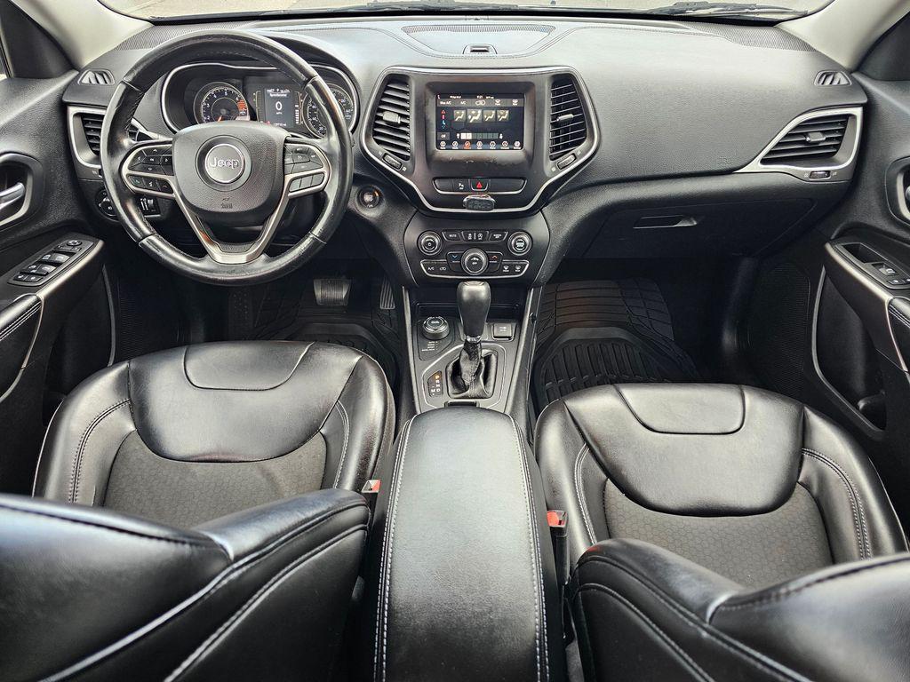 used 2019 Jeep Cherokee car, priced at $10,925