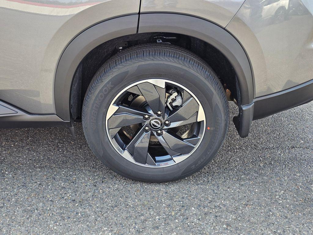 new 2026 Nissan Rogue car, priced at $30,100