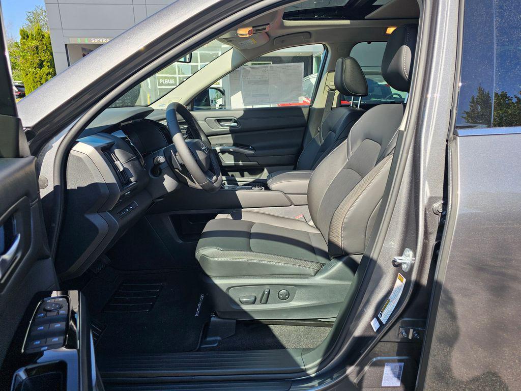 new 2026 Nissan Pathfinder car, priced at $43,768
