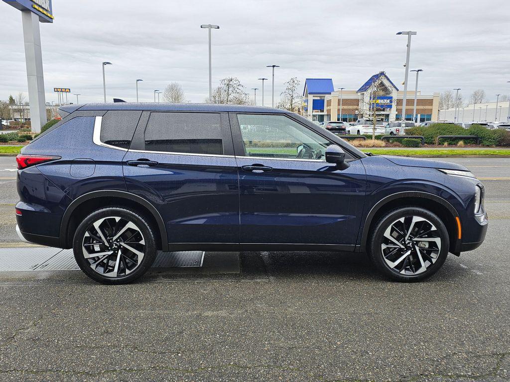 used 2024 Mitsubishi Outlander car, priced at $23,498