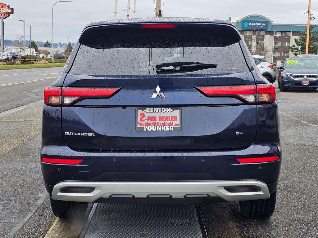 used 2024 Mitsubishi Outlander car, priced at $23,498